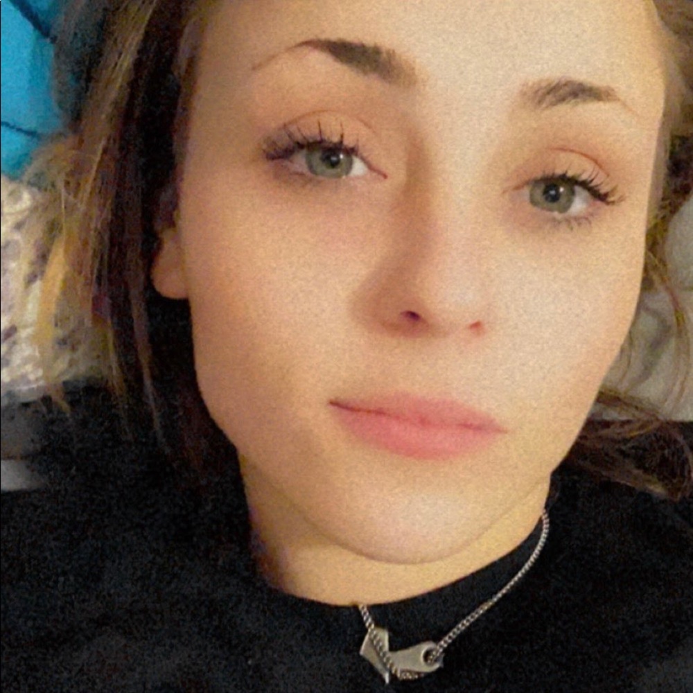 Meet your Posher, Savannah